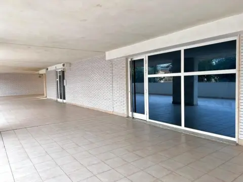 Local comercial en Ensanche