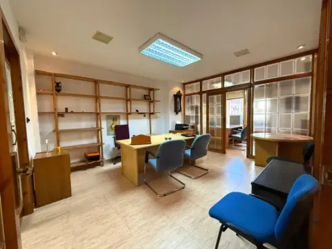 Local comercial en San Ginés