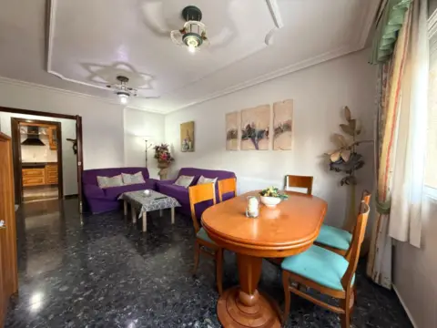 Piso en Los Dolores-Los Gabatos