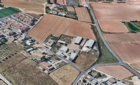 Finca rústica en El Plan-Polígono de Santa Ana