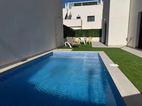 Chalet en Los Belones