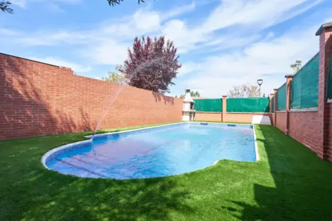 Chalet en calle Acebo