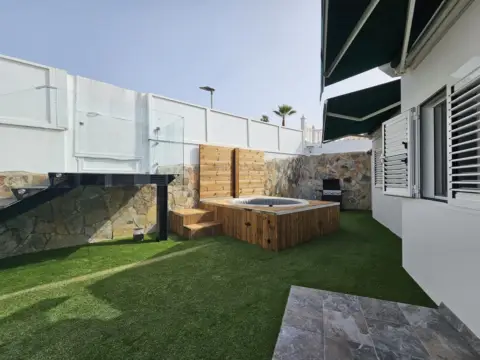 Chalet en Avenida Canadá