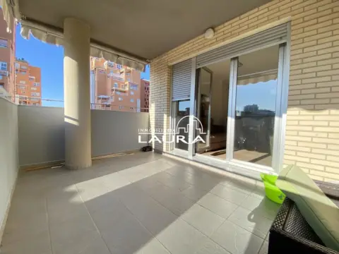 Piso en calle Amador Martínez Rochina