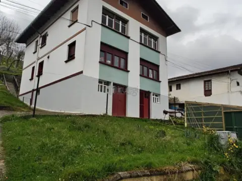 Piso en Barrio de Sorabilla