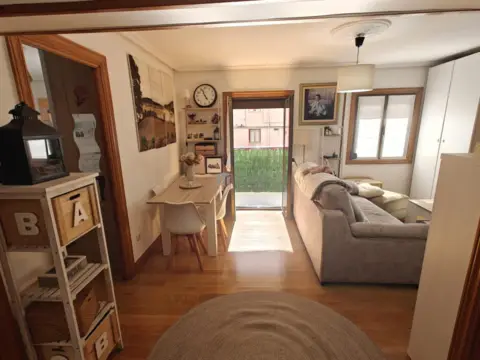 Piso en calle de Zuberoa, 6