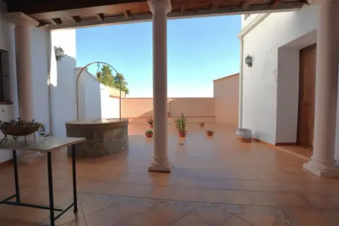 Casa adosada en Avenida de Andalucía