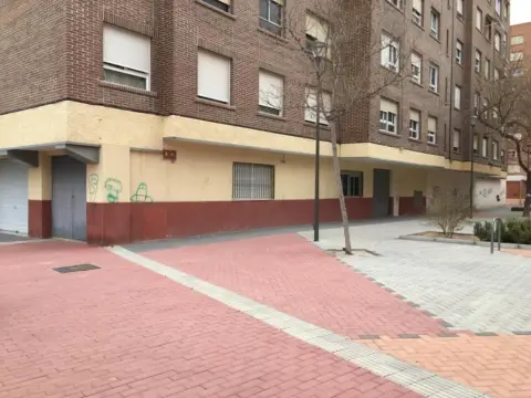 Local comercial en Centro-Corredera