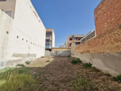 Terreno en calle de la República Argentina, 45