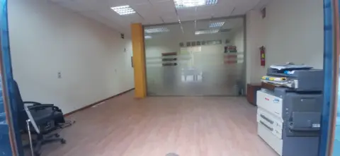 Local comercial en Patiño
