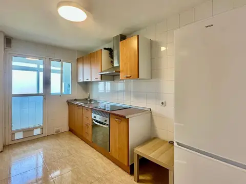 Apartamento en Avda 1º de Mayo
