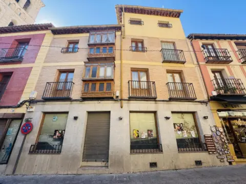 Chalet en calle de Santo Tomé