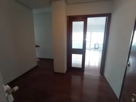 Piso en calle Arzobispo José Delicado, 1