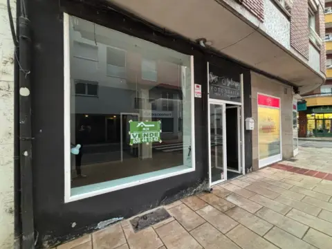 Local comercial en calle de Isidro Rueda, 19
