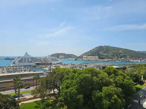 Piso en calle Muralla del Mar