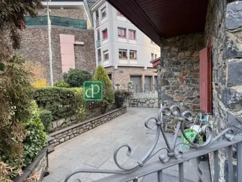 6-bedroom chalet for rent in Encamp · 16 of 60