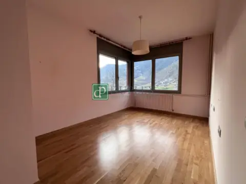 6-bedroom chalet for rent in Encamp · 37 of 60