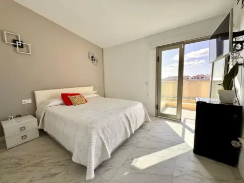 Chalet en calle Tarajal