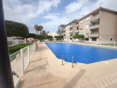 Piso en calle de Torrequebrada