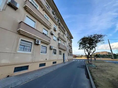 Piso en calle del Río Guadalquivir