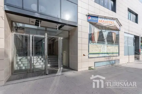 Local comercial en calle del Cartaya, 1