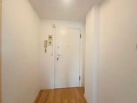 Piso en calle del Zafiro