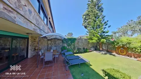 Chalet en calle de Montemar