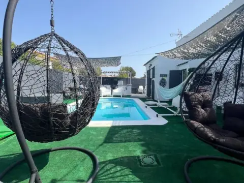 Chalet en Avenida de los Pinares