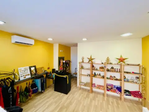 Local comercial en Casco Antiguo