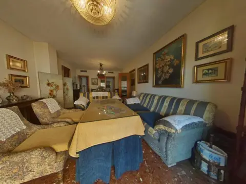 Piso en Avenida de Cervantes, 6