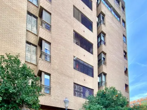 Piso en calle de Eolo, 2