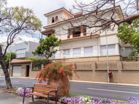 Chalet en Rambla de Santa Cruz