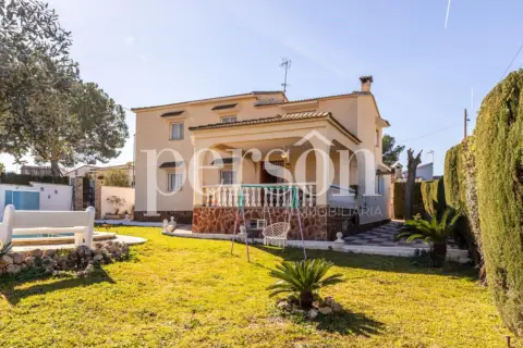 Chalet en La Sima
