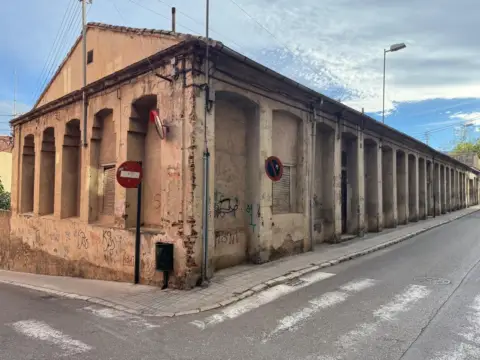 Nave industrial en Carrer Reconquesta, 4