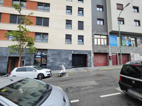 Garaje en calle Acacia, 1