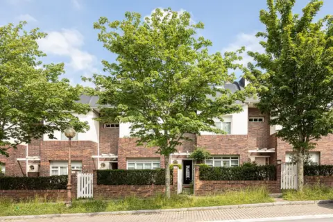 Casa adosada en calle Tellerigaina