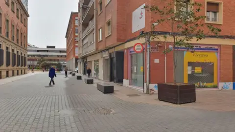 Local comercial en Plaza de los Juzgados