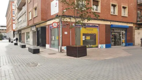 Local comercial en Plaza de los Juzgados