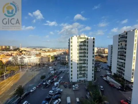 Piso en Urbanización de Mariana Pineda