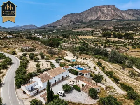 Finca rústica en calle Cortijo Corneros