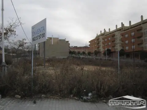 Terreno en Avenida de Joan Margarit, 54
