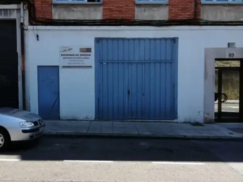 Local comercial en calle de Fuente de la Plata