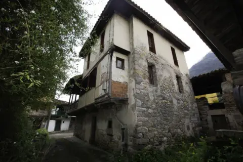 House in Barrio Villanueva