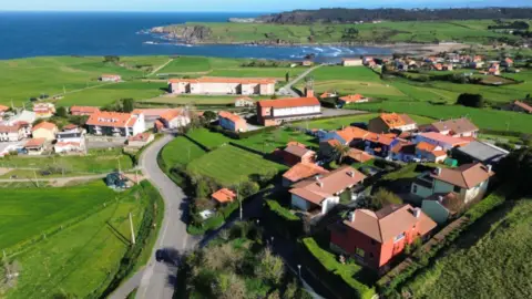 Terreno en Carretera Bañugues