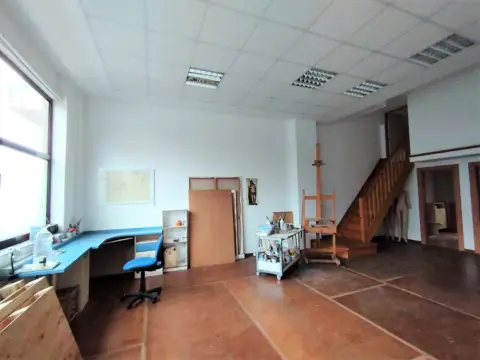 Local comercial en calle de Antonio Martínez Vega