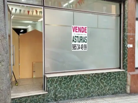 Local comercial en Pumarín