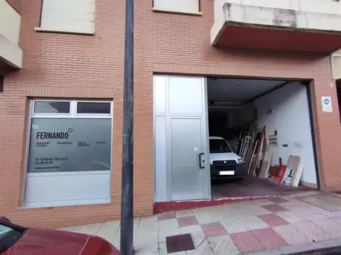 Local comercial en calle de Antonio Martínez Vega