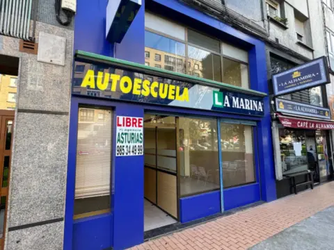 Local comercial en calle de Andalucía