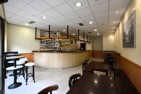 Local comercial en calle de Fernando Villamil
