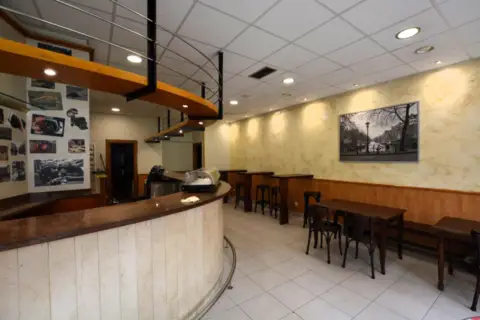 Local comercial en calle de Fernando Villamil